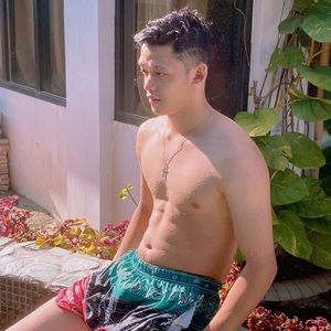 Meet your Posher, Aaron